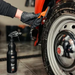 ADBL TIRE BRUSH - Szczotka do opon