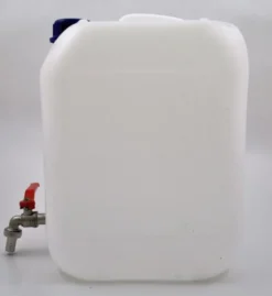 Pojemnik plastikowy na wodę z metalowym kranem 5L